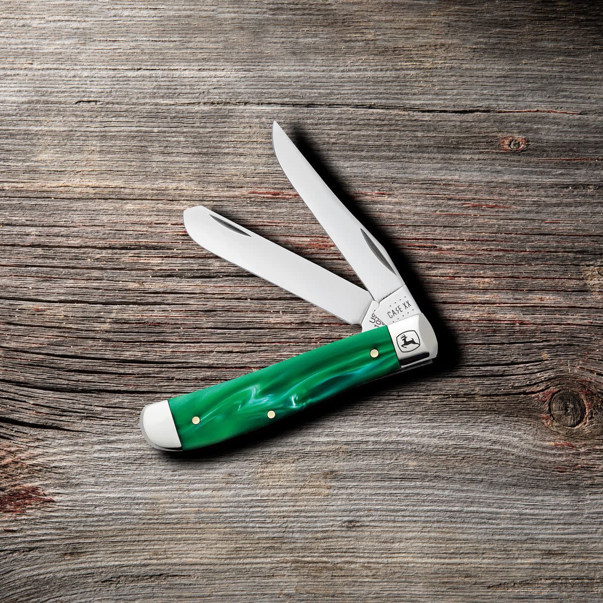 John Deere Smooth Green Pearl Kirinite® Mini Trapper 2 John Deere Smooth Green Pearl Kirinite® Mini Trapper
