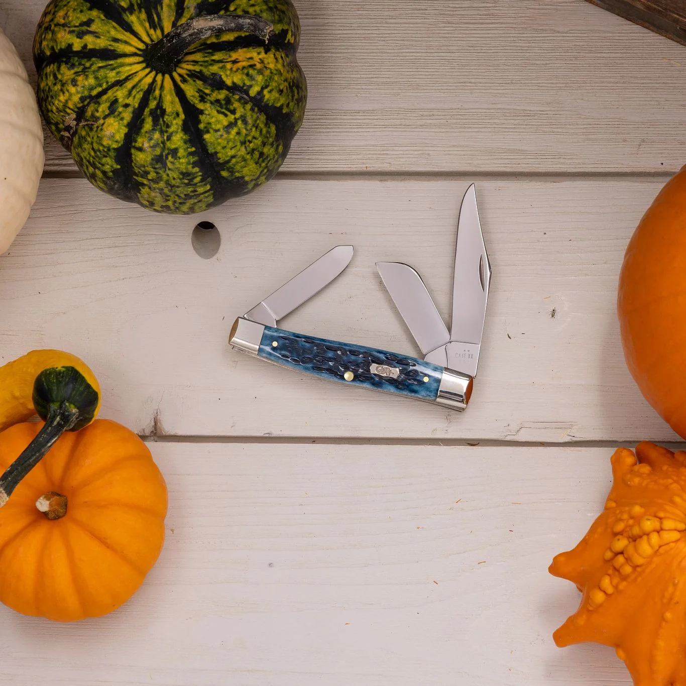 Pocket Worn® Peach Seed Jig Mediterranean Blue Bone Large Stockman 2 Pocket Worn® Peach Seed Jig Mediterranean Blue Bone Large Stockman
